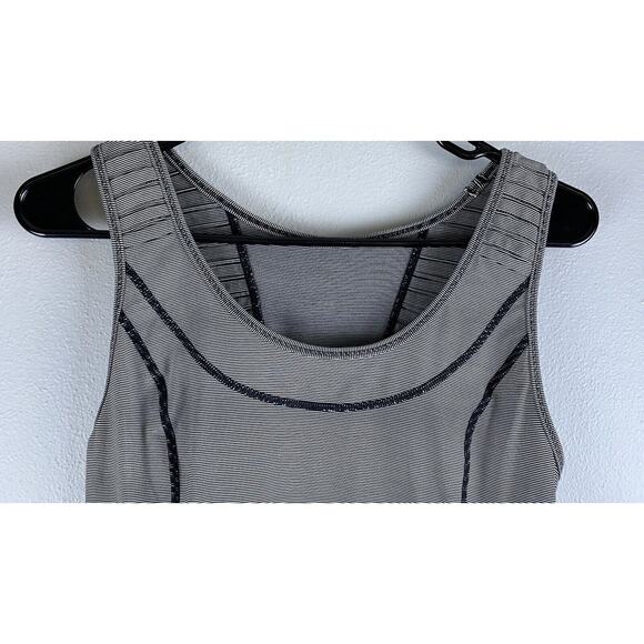 LULULEMON Women’s Sz 6 Black White Striped Stay on Course Tank Top Back Pocket - Picture 2 of 9